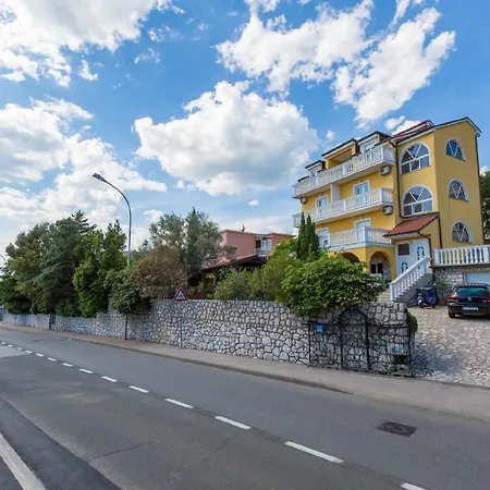 Fuer 4 Personen Ca 36 Qm In Crikvenica, Kvarner Bucht Und Umgebung *